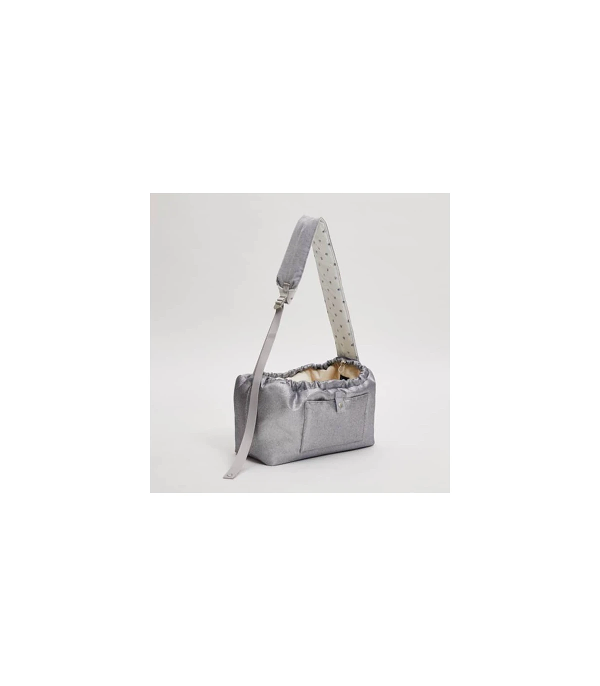Sac De Transport Gris Métallisé Metallic Sling Bag Louisdog 2 Sac De Transport Gris Métallisé Metallic Sling Bag Louisdog – Image 2