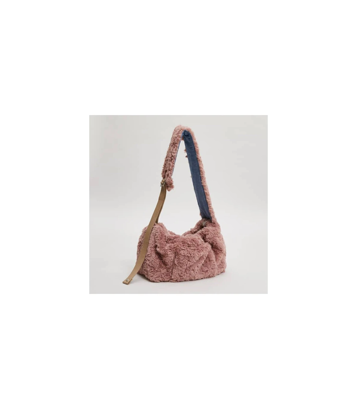 Sac De Transport En Fausse Fourrure Rose Poudré Hispter Fur Bag Louisdog 2 Sac De Transport En Fausse Fourrure Rose Poudré Hispter Fur Bag Louisdog – Image 2